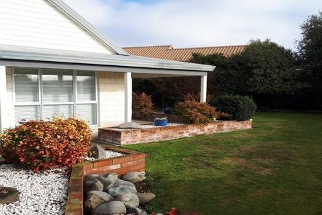 Photo of property in 135 Dunbars Road, Halswell, Christchurch, 8025