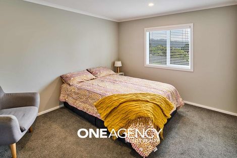 Photo of property in 49c Rose Street, Ranui, Porirua, 5024