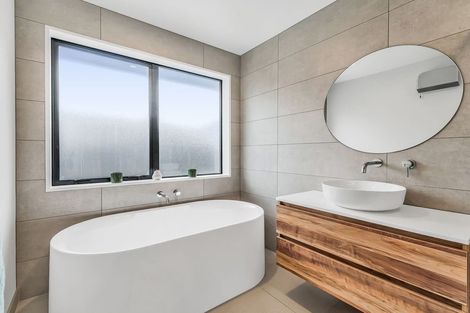 Photo of property in 43 Chris Drive, Rolleston, 7614