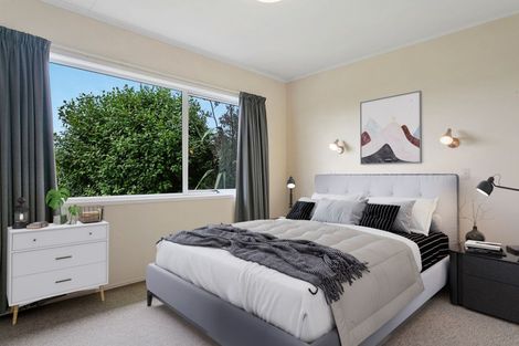 Photo of property in 9 Kinder Street, Acacia Bay, Taupo, 3330