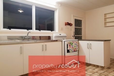Photo of property in 13 Longview Drive, Merrilands, New Plymouth, 4312