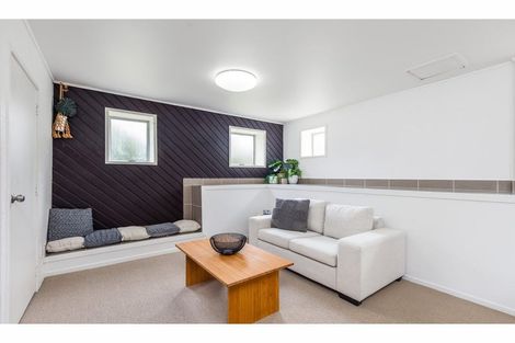 Photo of property in 1b South Pacific Place, Henderson, Auckland, 0612