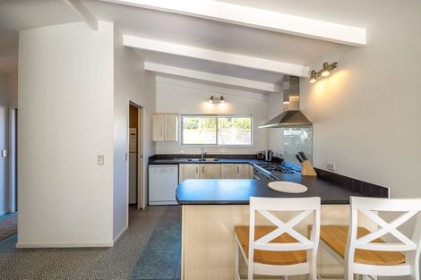 Photo of property in 1 Puriri Road, Oneroa, Waiheke Island, 1081