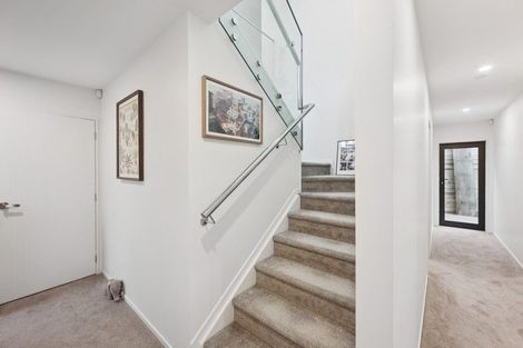 Photo of property in 1b Robin Lane, Browns Bay, Auckland, 0630