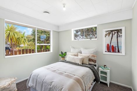 Photo of property in 198 Tutere Street, Waikanae Beach, Waikanae, 5036