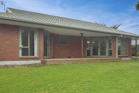 Photo of property in 122 Halswell Junction Road, Halswell, Christchurch, 8025