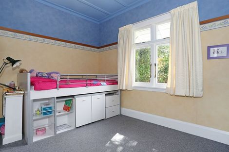 Photo of property in 427 Featherston Street, Palmerston North, 4414