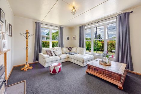 Photo of property in 63 Owen Street, Tikokino, Waipawa, 4273