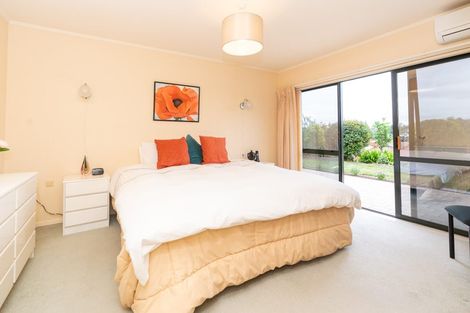 Photo of property in 61 Grosvenor Gardens, Flagstaff, Hamilton, 3210