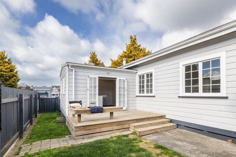 Photo of property in 93 Georges Drive, Napier South, Napier, 4110