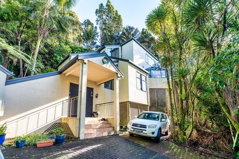 Photo of property in 35 Park Road, Titirangi, Auckland, 0604