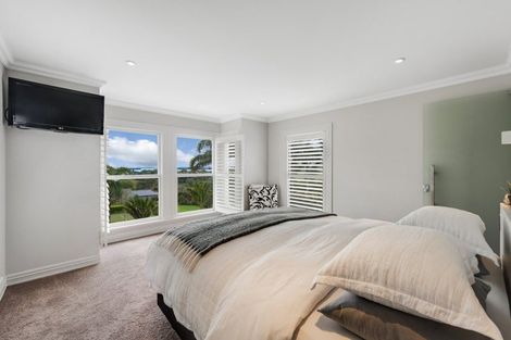 Photo of property in 23 Tudor Park Drive, Whitford, Howick, 2571