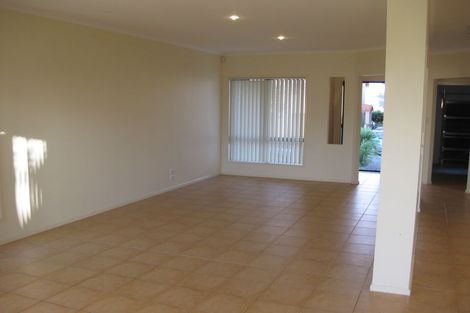 Photo of property in 37 Nautilus Drive, Gulf Harbour, Whangaparaoa, 0930
