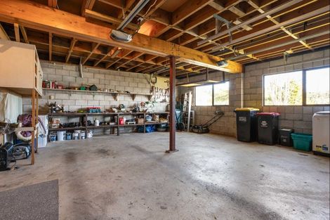 Photo of property in 100 Tobie Place, Whangamata, 3620