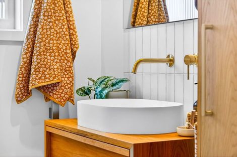 Photo of property in 20 Te Whau Lane, Snells Beach, 0920