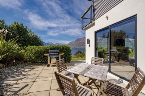 Photo of property in 40 Dart Place, Fernhill, Queenstown, 9300