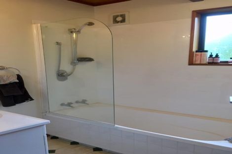 Photo of property in 136a Major Hornbrook Road, Mount Pleasant, Christchurch, 8081