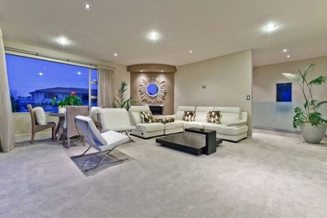 Photo of property in 76 Fitzwilliam Drive, Torbay, Auckland, 0630
