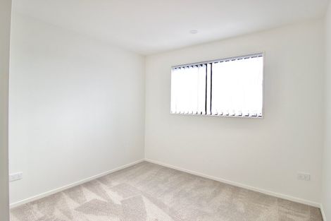 Photo of property in 11a Putiputi Way, Papakura, 2110