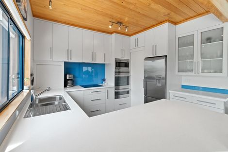 Photo of property in 24 Champion Place, Pauanui, Hikuai, 3579