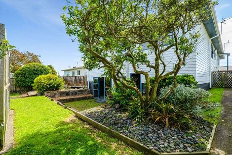 Photo of property in 49 Wynyard Street, Bell Block, New Plymouth, 4312