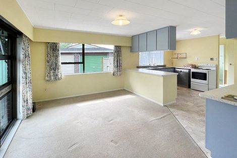 Photo of property in 27 Amberley Avenue, Westbrook, Palmerston North, 4412