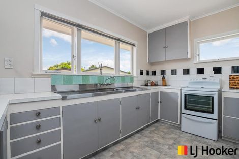 Photo of property in 37 Hooper Avenue, Pukekohe, 2120