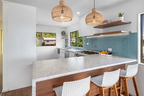 Photo of property in 43 Lincoln Street, Mangawhai Heads, Mangawhai, 0505