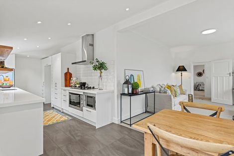 Photo of property in 12 Mays Road, St Albans, Christchurch, 8052