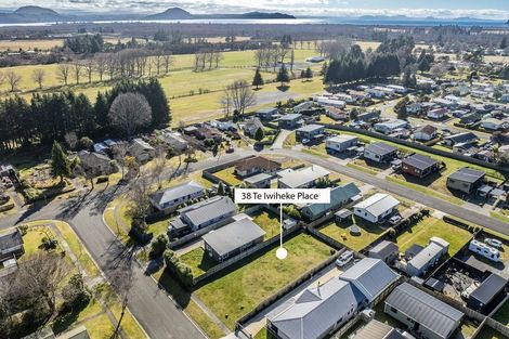 Photo of property in 38 Te Iwiheke Place, Turangi, 3334
