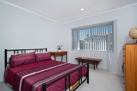 Photo of property in 15 Ferntree Terrace, West Harbour, Auckland, 0618
