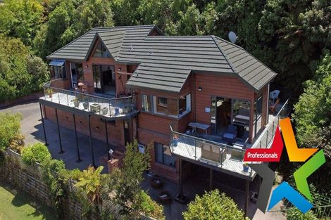 Photo of property in 31 Ewing Grove, Acacia Bay, Taupo, 3330