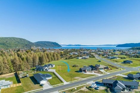 Photo of property in 6 Karaka Place, Kinloch, Taupo, 3377