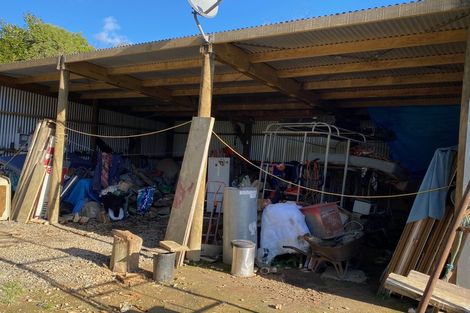 Photo of property in 36 Makahika Road, Levin, 5571