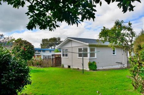 Photo of property in 41 Northcote Road, Hillcrest, Auckland, 0627