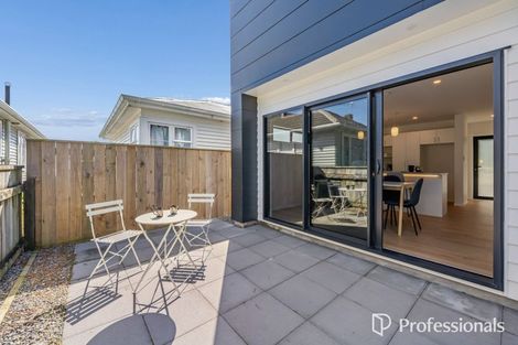 Photo of property in 24b Wainuiomata Road, Wainuiomata, Lower Hutt, 5014