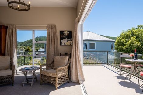 Photo of property in 1a Matai Place, Waikawa, Picton, 7220