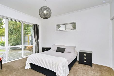 Photo of property in 15 Hargest Crescent, Sydenham, Christchurch, 8023