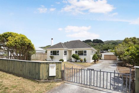 Photo of property in 23 Findlay Street, Tawa, Wellington, 5028
