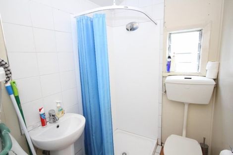 Photo of property in 7 Murray Street, Island Bay, Wellington, 6023