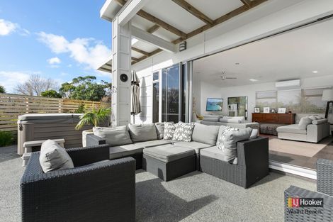 Photo of property in 10b Longboard Drive, Waihi Beach, 3611