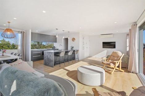 Photo of property in 172 Torkar Road, Clarks Beach, 2122