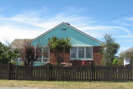 Photo of property in 88 Baynes Street, Burwood, Christchurch, 8083