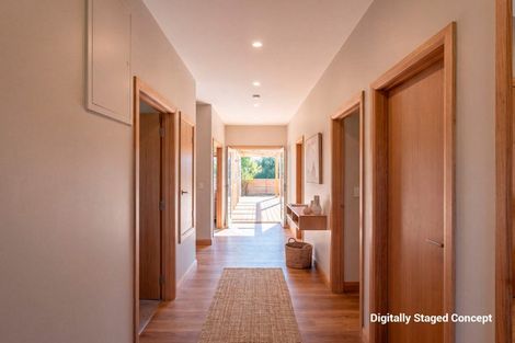 Photo of property in 45 Collingwood Street, Eltham, 4322