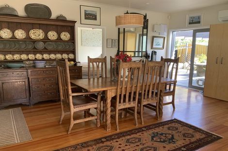 Photo of property in 247 Clifton Road, Te Awanga, 4102