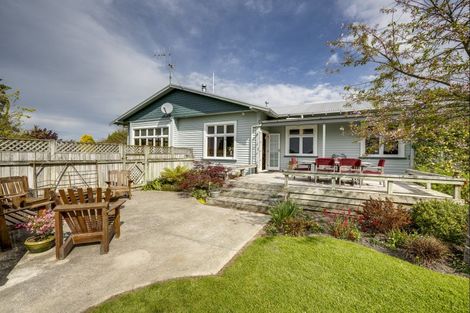 Photo of property in 137 Swamp Road, Fernhill, Napier, 4183