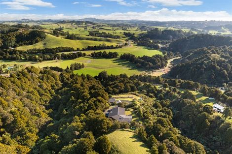 Photo of property in 362e Whananaki North Road, Opuawhanga, Hikurangi, 0181