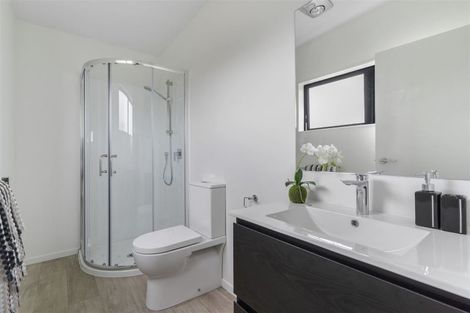 Photo of property in 61d Andrew Road, Howick, Auckland, 2010