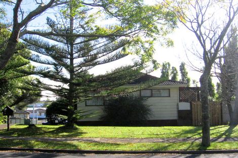 Photo of property in 2 Banyan Drive, Totara Heights, Auckland, 2105