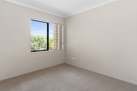 Photo of property in 5 Hillford Place, Welcome Bay, Tauranga, 3175